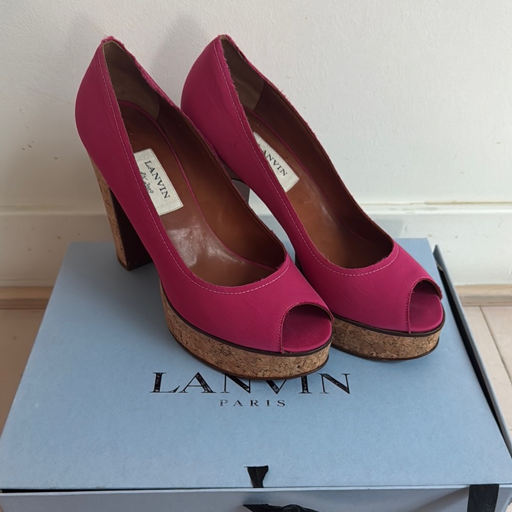 Lanvin Fuchsia Peep-Toe Fabric Platform Heels Size 39.5